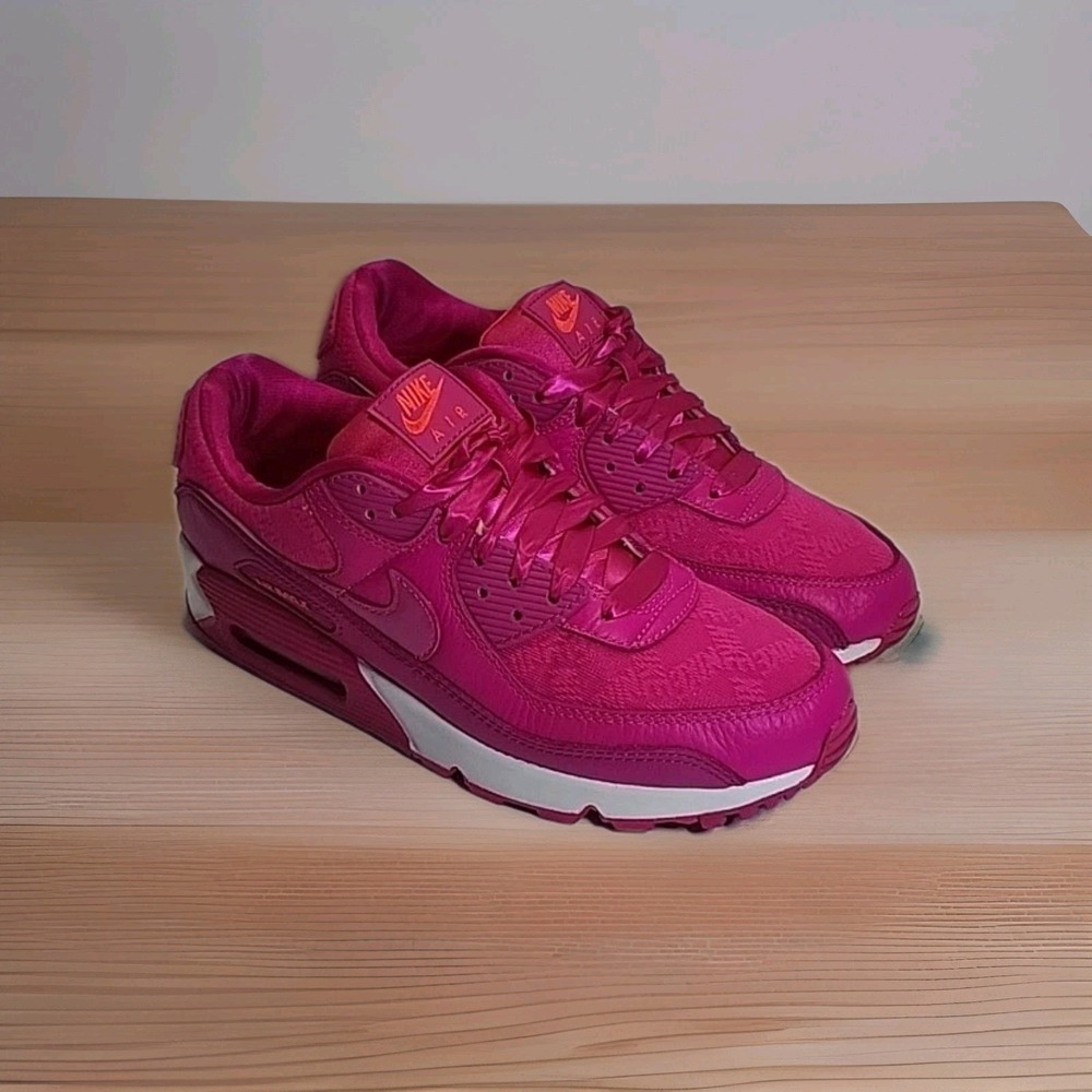 2021 Nike Air Max 90 Valentines Day 2022 DQ7783-600 Running Shoes! Size 10